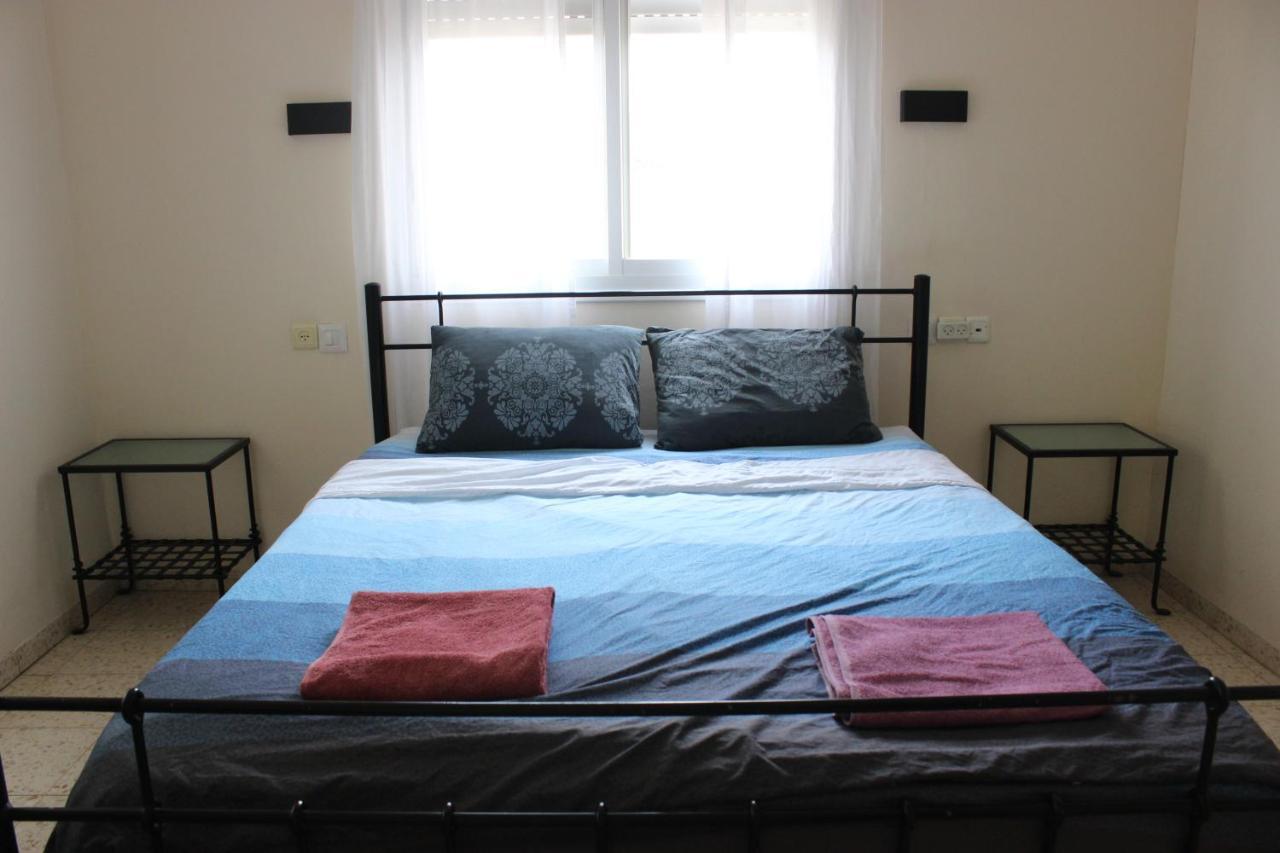 Chez Rothman Sublet Shadmot Devora Exterior photo